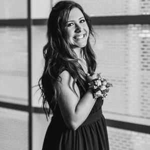 Meet your Posher, Julia